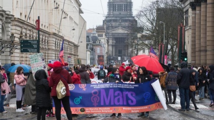 Belçika’da kadınlar emeklerinin görünürlüğü için 8 Mart’ta greve gidiyor